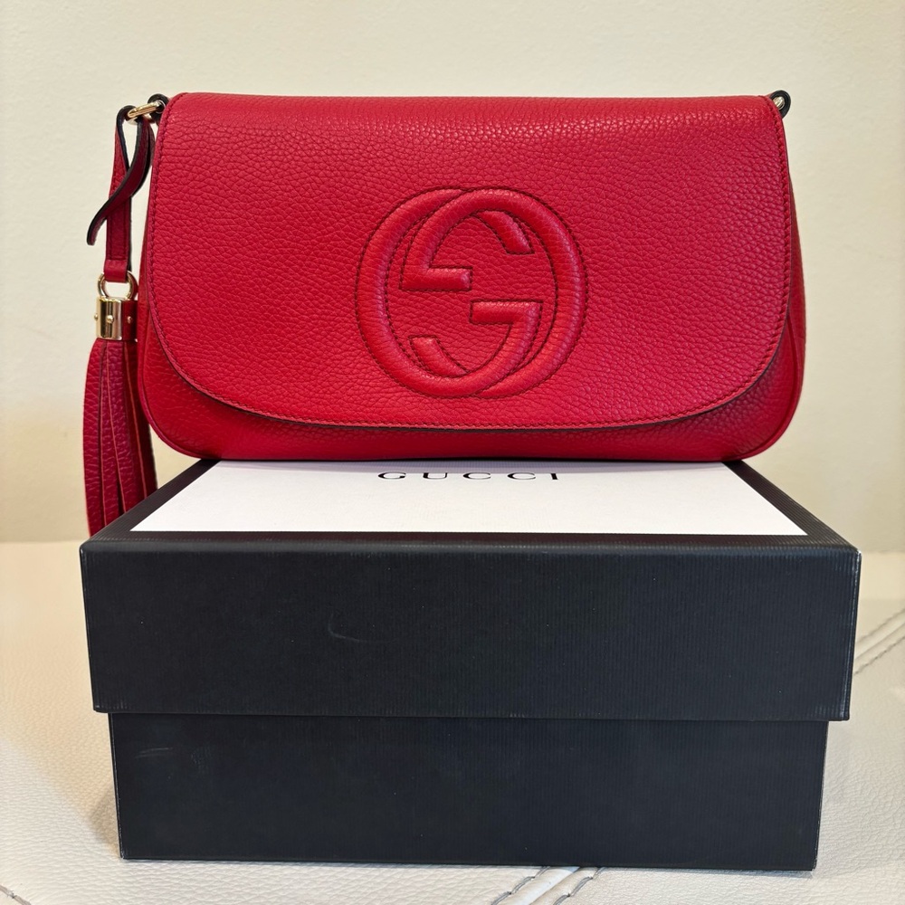 GUCCI SOHO DISCO GG Tassel Chain Crossbody Flap Red Calfskin Leather Bag